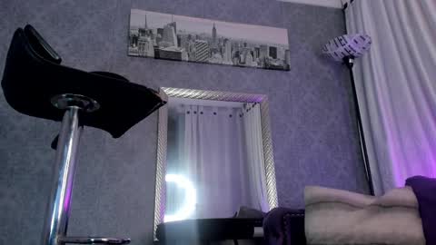 Snapshot of kitty_wichis chatting on 03-03-25, 01:53 Kendall Saray online show from 03-03-25, 01:53