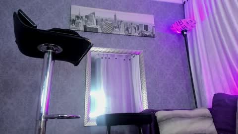 Snapshot of kitty_wichis chatting on 03-05-25, 04:34 Kendall Saray online show from 03-05-25, 04:34