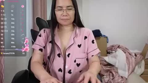 kittybabe0528 online show from 05-13-26, 07:28