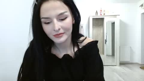 Snapshot of kittyblackcat chatting on 11-24-25, 01:22 Kitty online show from 11-24-25, 01:22