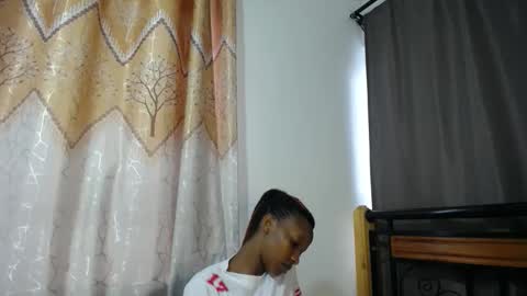 Fay online show from 03-25-26, 06:52