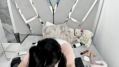 kittyhtx online show from 09-15-25, 04:45