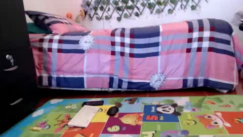 --. .-          -. .-- online show from 02-04-26, 03:40