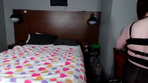 kittykat 1999 online show from 02-19-25, 08:12