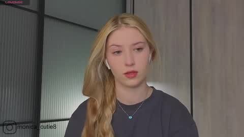 Snapshot of kittyloffe chatting on 03-03-25, 04:03 Monika online show from 03-03-25, 04:03