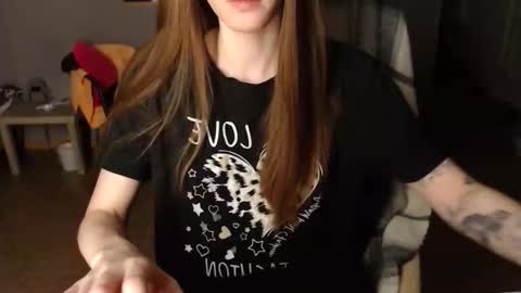 KittyloveMoon online show from 04-30-26, 08:37