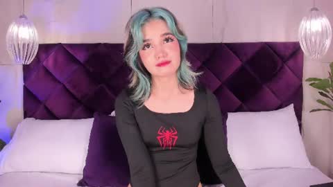 Kitty online show from 06-22-26, 12:13
