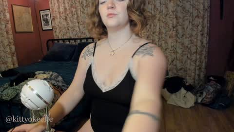 Miss Kitty OKeeffe online show from 01-02-25, 02:33