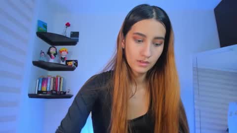 kitty online show from 11-25-25, 06:35