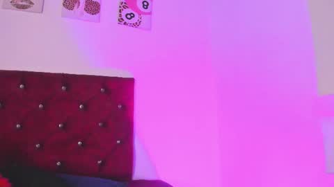 Snapshot of kittystar18 chatting on 07-16-26, 06:14 kitty online show from 07-16-26, 06:14