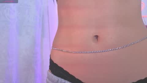 Snapshot of kittystar_tay chatting on 09-13-25, 11:54 Kitty online show from 09-13-25, 11:54