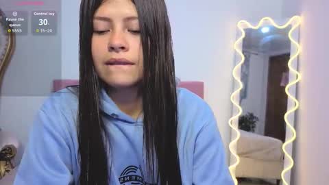 Snapshot of kittystar_tay chatting on 10-08-25, 11:41 Kitty online show from 10-08-25, 11:41