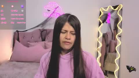 Snapshot of kittystar_tay chatting on 10-29-25, 11:56 Kitty online show from 10-29-25, 11:56