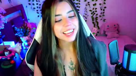 Kittyuwu  online show from 01-06-26, 10:12