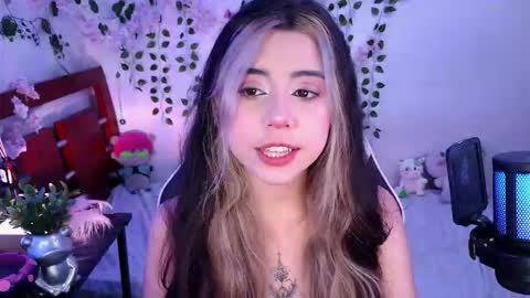 Snapshot of kittyuwu_ chatting on 03-26-26, 12:28 Kittyuwu online show from 03-26-26, 12:28