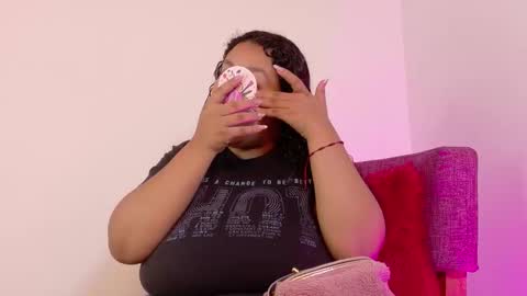 Kitty Hill online show from 02-03-26, 03:04