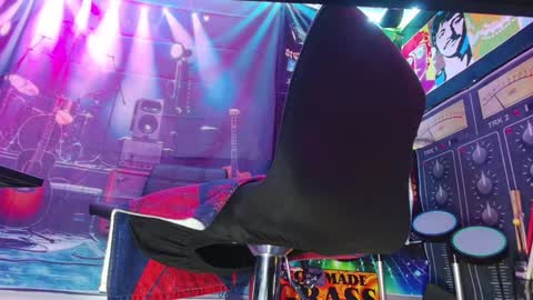 Snapshot of kiveuxmakeu chatting on 12-25-24, 02:03 kiveuxmakeu online show from 12-25-24, 02:03