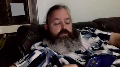 Snapshot of kiwiabroad2620 chatting on 12-20-25, 02:57 Kiwiabroad online show from 12-20-25, 02:57