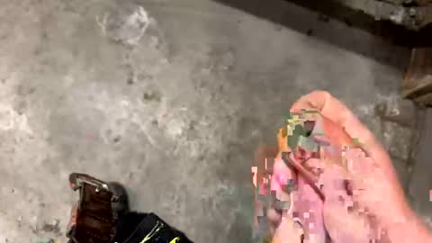 Snapshot of kiwicummer69 chatting on 10-25-25, 01:35 kiwicummer69 online show from 10-25-25, 01:35