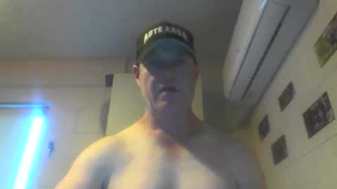 Snapshot of kiwiguy19773 chatting on 12-03-24, 06:37 kiwiguy19773 online show from 12-03-24, 06:37