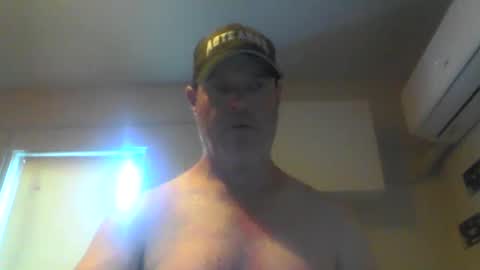 Snapshot of kiwiguy19773 chatting on 02-08-25, 04:03 kiwiguy19773 online show from 02-08-25, 04:03