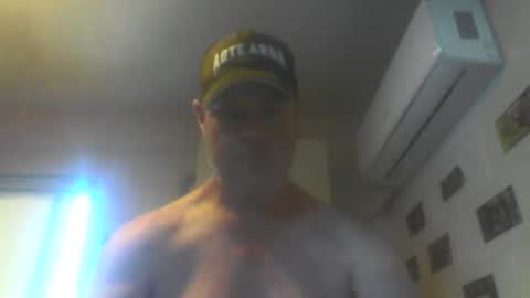 Snapshot of kiwiguy19773 chatting on 01-18-26, 11:52 kiwiguy19773 online show from 01-18-26, 11:52