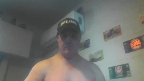 Snapshot of kiwiguy19773 chatting on 06-22-26, 02:02 kiwiguy19773 online show from 06-22-26, 02:02
