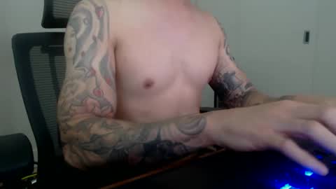 Snapshot of kjei189009 chatting on 10-04-25, 05:44 kjei189009 online show from 10-04-25, 05:44