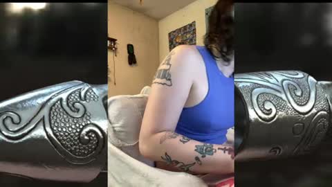 Kelsey viddell online show from 10-08-25, 10:46