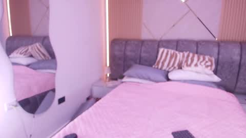 Snapshot of kkira_doll chatting on 03-13-26, 11:50 Kkira online show from 03-13-26, 11:50