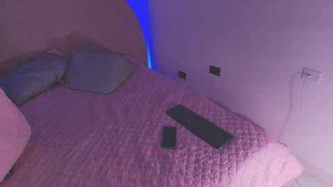 Snapshot of kkira_doll chatting on 04-01-26, 11:55 Kkira online show from 04-01-26, 11:55