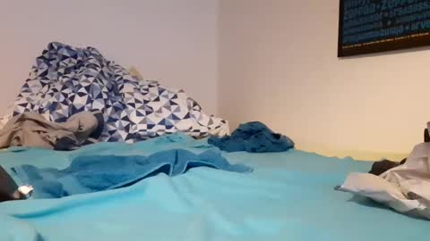 Snapshot of kkkonnd92 chatting on 02-21-25, 10:59 Erik online show from 02-21-25, 10:59