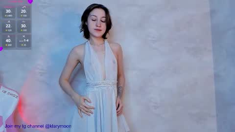Snapshot of klary_moon chatting on 09-13-25, 04:18 Lisa online show from 09-13-25, 04:18