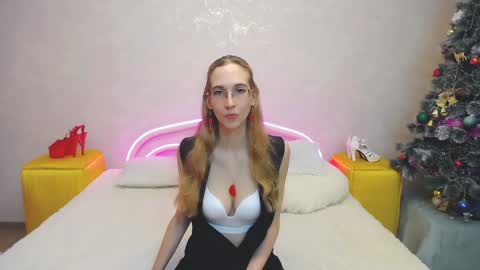 Klary online show from 01-16-25, 06:35