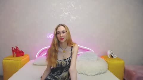 Klary online show from 01-26-25, 01:25