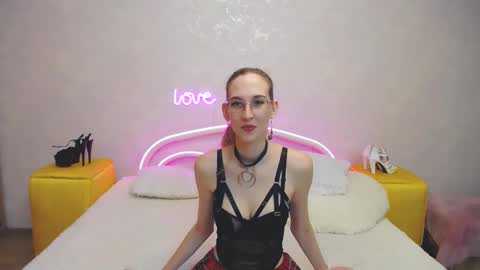 Klary online show from 02-17-25, 06:04