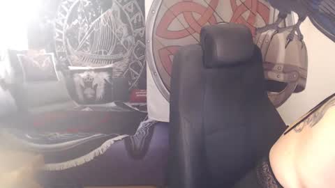 Michelle online show from 02-12-25, 07:55