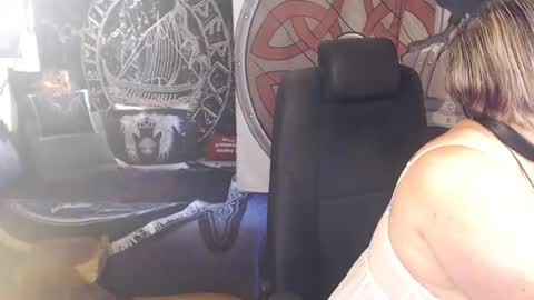 Snapshot of kleiner_teufel chatting on 07-01-26, 05:42 Michelle online show from 07-01-26, 05:42