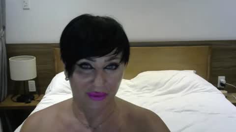 Snapshot of kleo901854860422 chatting on 07-01-26, 04:18 kleo901854860422 online show from 07-01-26, 04:18