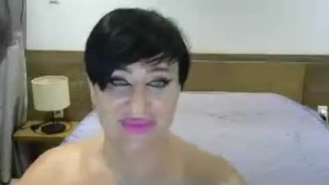 Snapshot of kleo901854860422 chatting on 07-10-26, 12:41 kleo901854860422 online show from 07-10-26, 12:41