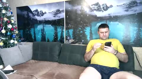 Snapshot of kleosnow chatting on 01-16-25, 10:32 Kleosnow online show from 01-16-25, 10:32