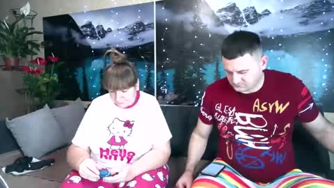 Snapshot of kleosnow chatting on 01-24-25, 05:32 Kleosnow online show from 01-24-25, 05:32