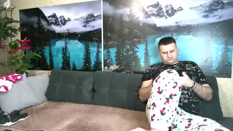 Snapshot of kleosnow chatting on 01-27-25, 09:13 Kleosnow online show from 01-27-25, 09:13