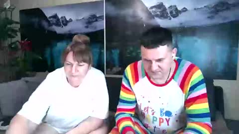 Snapshot of kleosnow chatting on 01-28-25, 10:01 Kleosnow online show from 01-28-25, 10:01