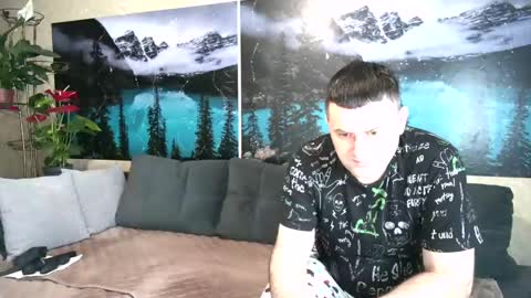 Snapshot of kleosnow chatting on 01-31-25, 10:31 Kleosnow online show from 01-31-25, 10:31