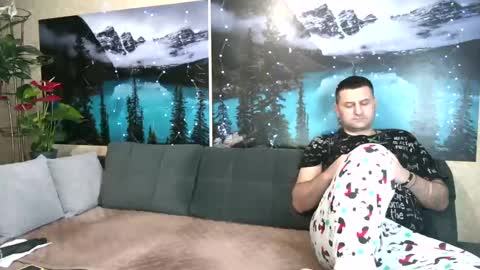Snapshot of kleosnow chatting on 02-05-25, 09:46 Kleosnow online show from 02-05-25, 09:46