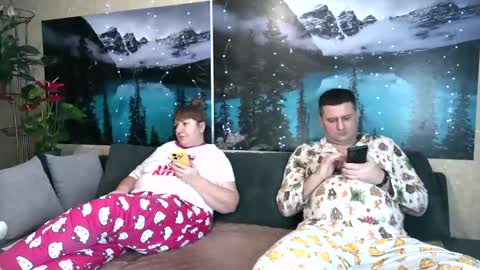 Snapshot of kleosnow chatting on 02-07-25, 12:39 Kleosnow online show from 02-07-25, 12:39