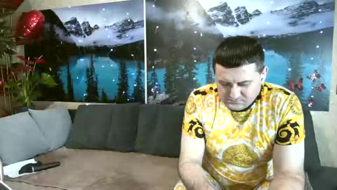 Snapshot of kleosnow chatting on 02-20-25, 08:58 Kleosnow online show from 02-20-25, 08:58