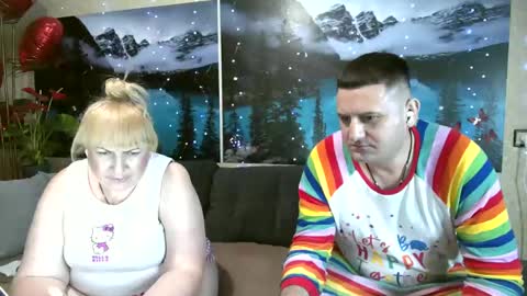 Snapshot of kleosnow chatting on 02-25-25, 09:13 Kleosnow online show from 02-25-25, 09:13