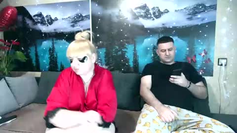 Snapshot of kleosnow chatting on 02-26-25, 08:48 Kleosnow online show from 02-26-25, 08:48